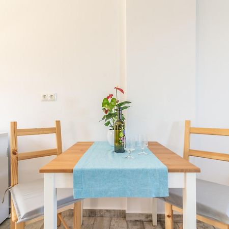 Magriplis Hill Apts Gouves Zimmer foto